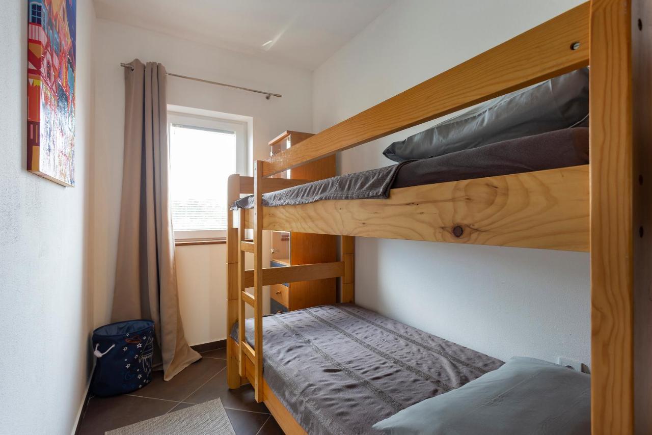 Apartmani Karoca 3 Пула Екстериор снимка